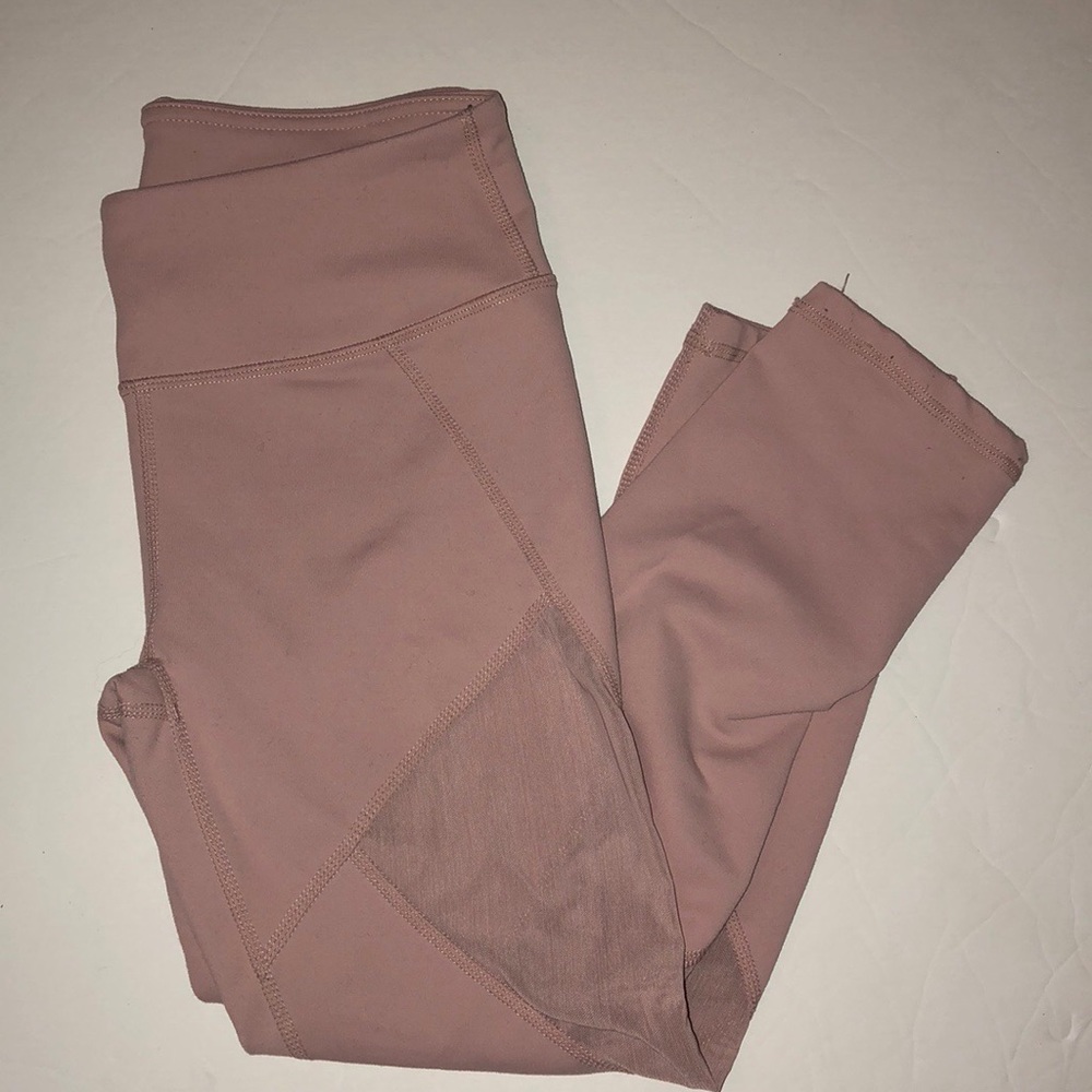 Pink capri work out leggings